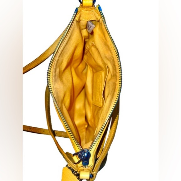 Coach crossbody bag Bright gold/yellow - Picture 5 of 7